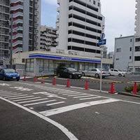 コンビニ　ローソン 港区弁天五丁目店（コンビニ）まで313m