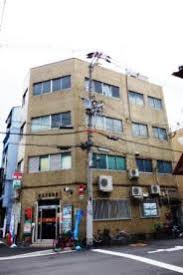 郵便局　港弁天郵便局（郵便局）まで384m