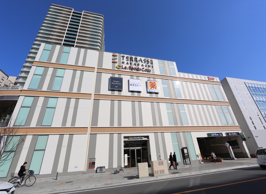 ドラックストア　マツモトキヨシ テラッセ納屋橋店（ドラッグストア）まで390m