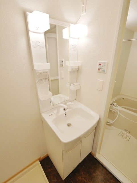 洗面設備　★お問い合わせはタウンハウジング神奈川橋本店まで★