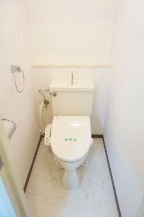 トイレ　シンプルで使いやすいトイレです
