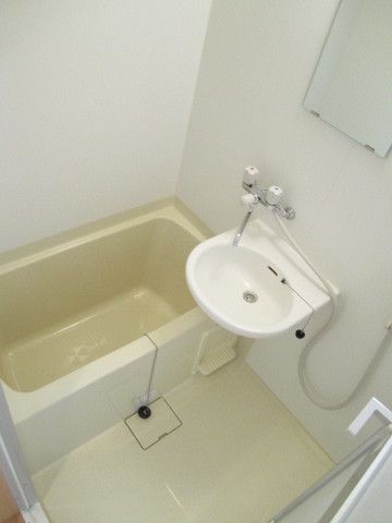 バス・シャワールーム　バスルーム