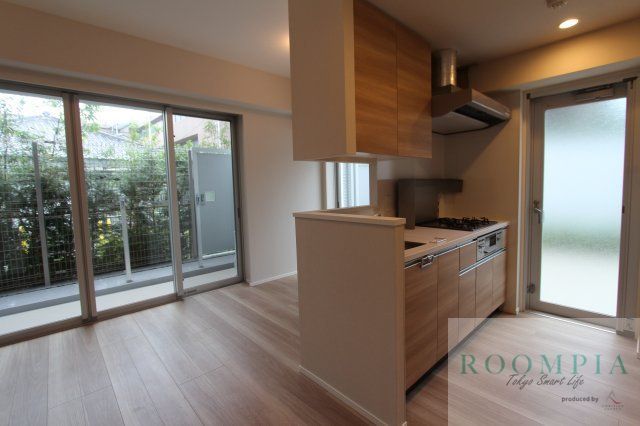 キッチン　リビング/居室