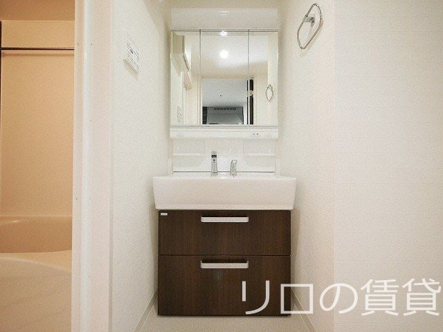 洗面設備　同仕様