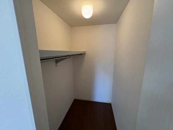 収納　ウォークインクローゼット