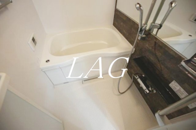 バス・シャワールーム　お風呂です。