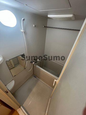 バス・シャワールーム　ゆったり過ごせるお風呂です