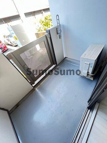 バルコニー　お洗濯にも便利なバルコニー付き