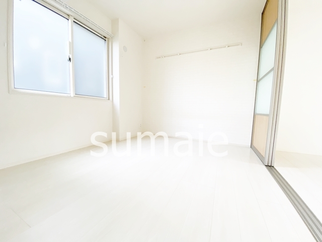 その他部屋・スペース　使い勝手のいい寝室です