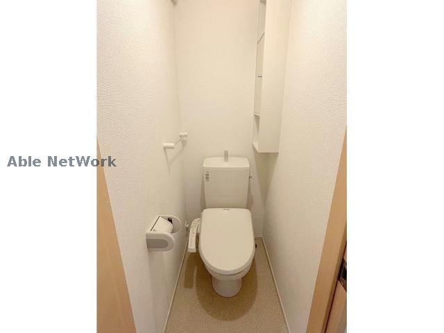 トイレ　反転タイプ