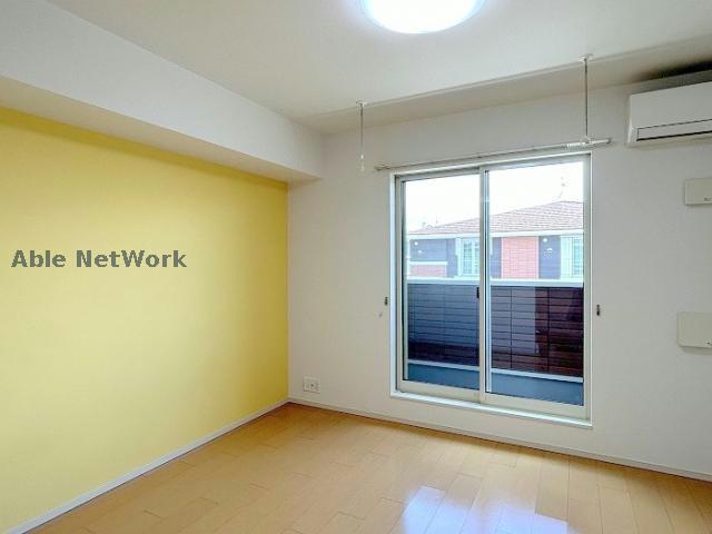 居室・リビング　反転タイプ