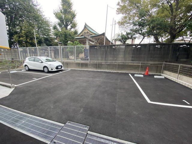 駐車場　駐車場