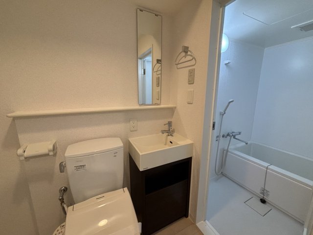 洗面設備　写真は参考とし、現状を優先します