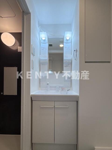 洗面設備　広い洗面スペース