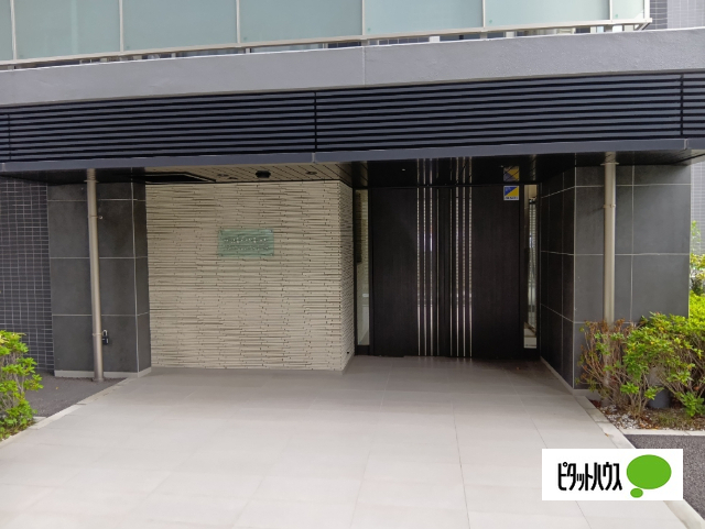 エントランス　エントランス