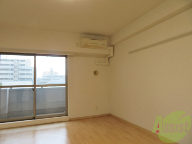 その他設備　エアコンが元から付いてるので冬も夏も安心ですね