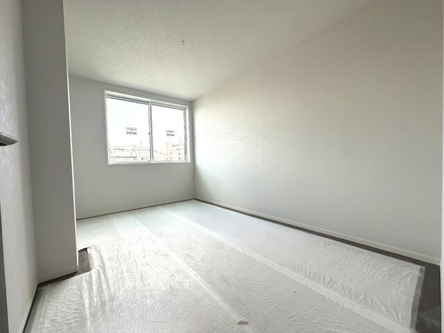 その他部屋・スペース　◆寝室として使える洋室６．３帖◆※建築中