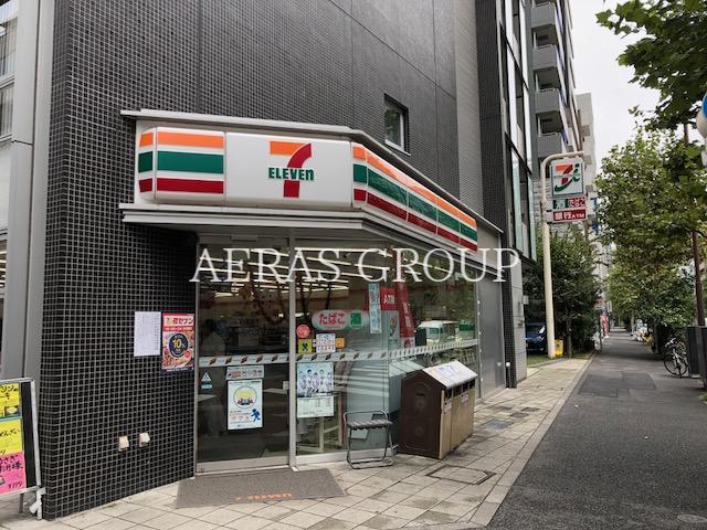 コンビニ　セブンイレブン千代田岩本町2丁目店（コンビニ）まで165m