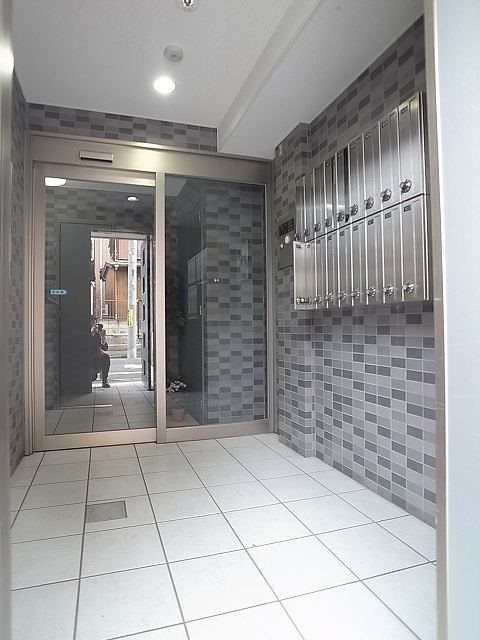 エントランス　エントランス