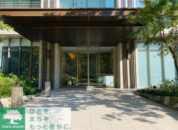 エントランス　タウンハウジングレジデンス事業部　恵比寿店・赤坂店までお問…