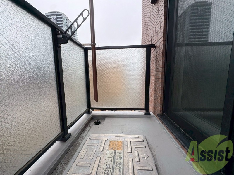 バルコニー　バルコニーです。洗濯物を干したり一息ついたりできますね！