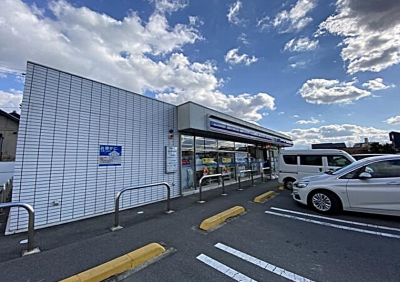 コンビニ　ローソン奈良秋篠新町店（コンビニ）まで350m