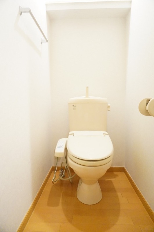 トイレ　図面と現状に相違がある場合には現状を優先