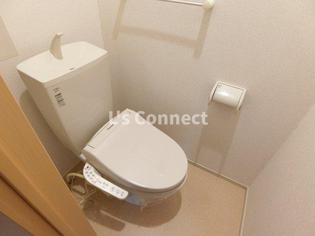 その他設備　ＬＤＫにも収納付き。