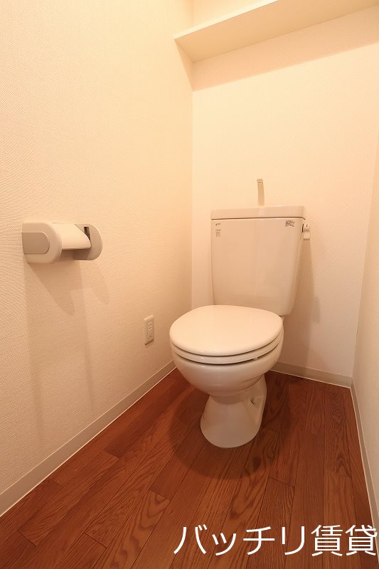 トイレ　別部屋写真の為、現状を優先いたします。