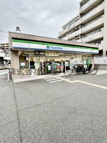コンビニ　ファミリーマート吹田長野西店（コンビニ）まで535m