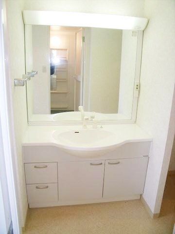 洗面設備　独立洗面化粧台