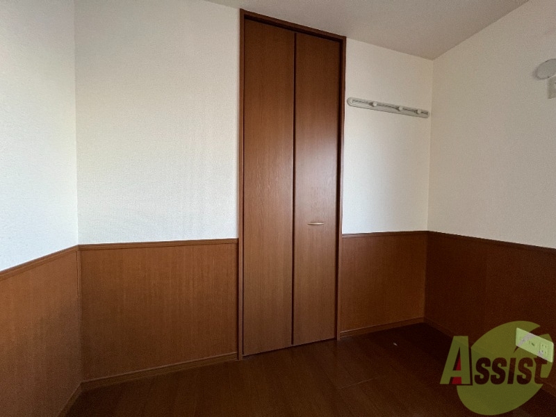 収納　洋室のクローゼット。広さは十分そうです。