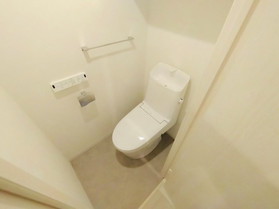 トイレ　トイレ