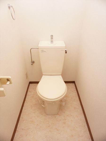 トイレ　トイレ