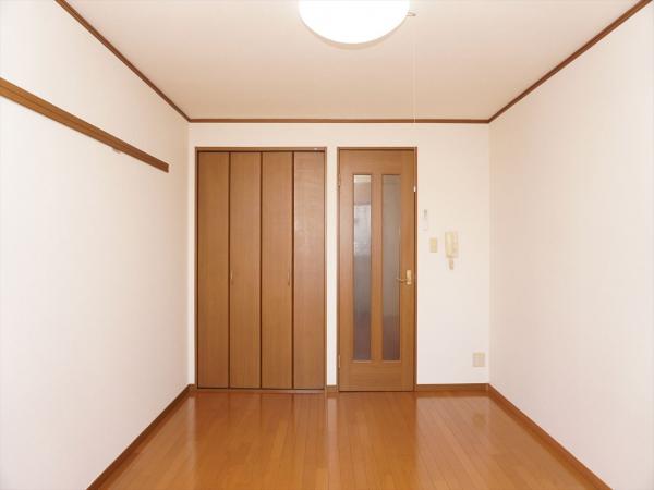 居室・リビング　内装