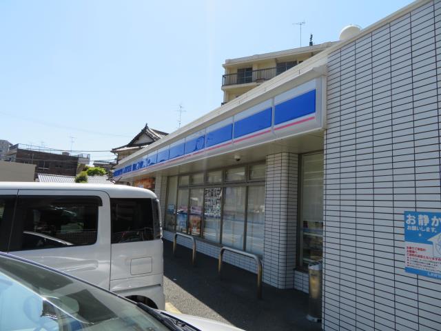 コンビニ　ローソン下関丸山町店（コンビニ）まで692m