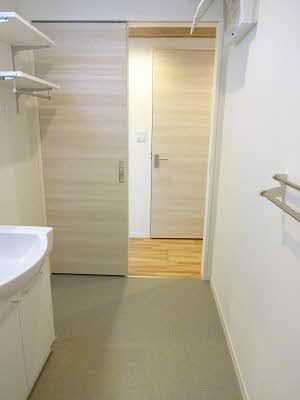 洗面設備　洗面所