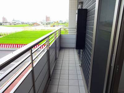 バルコニー　バルコニー