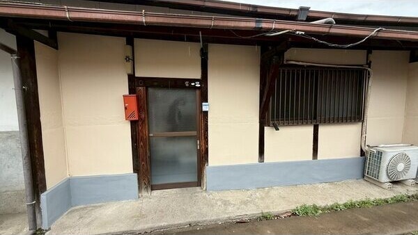 建物外観　建物の内部です