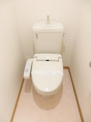 トイレ　落ち着いたトイレです