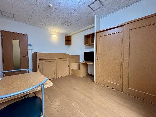 居室・リビング　１階　部屋