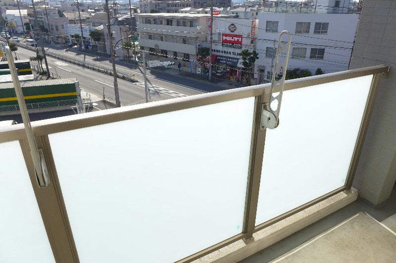 バルコニー　東京スカイツリーが見えます