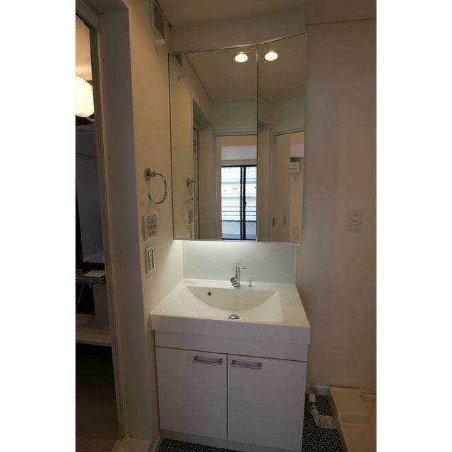 洗面設備　※写真は同タイプ別部屋