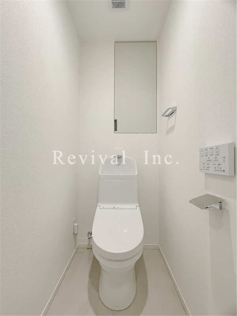 トイレ　シャワートイレでございます