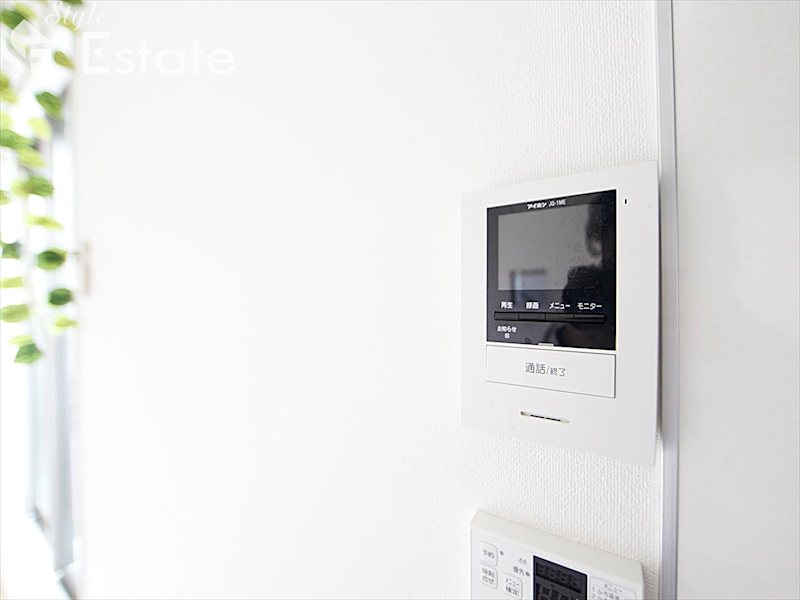 セキュリティ　モニター付きインターホン
