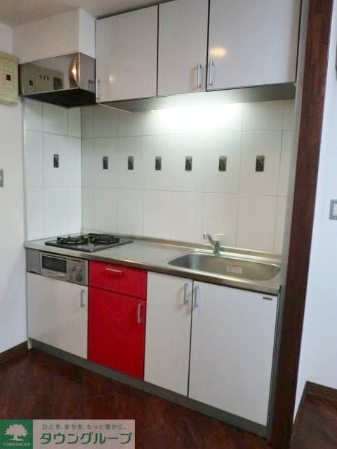 キッチン　お部屋探しは株式会社　タウンハウジング　までお気軽にお問合…