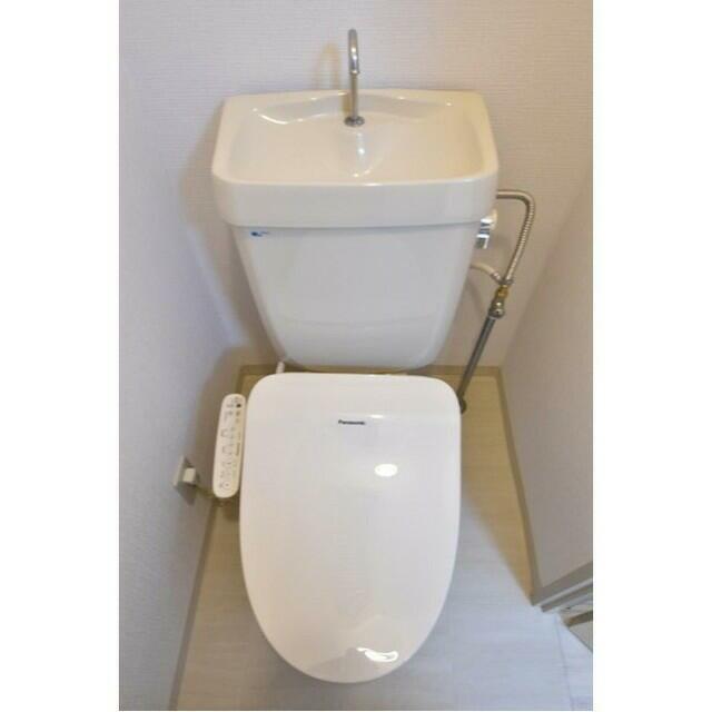 トイレ　別部屋同仕様タイプ