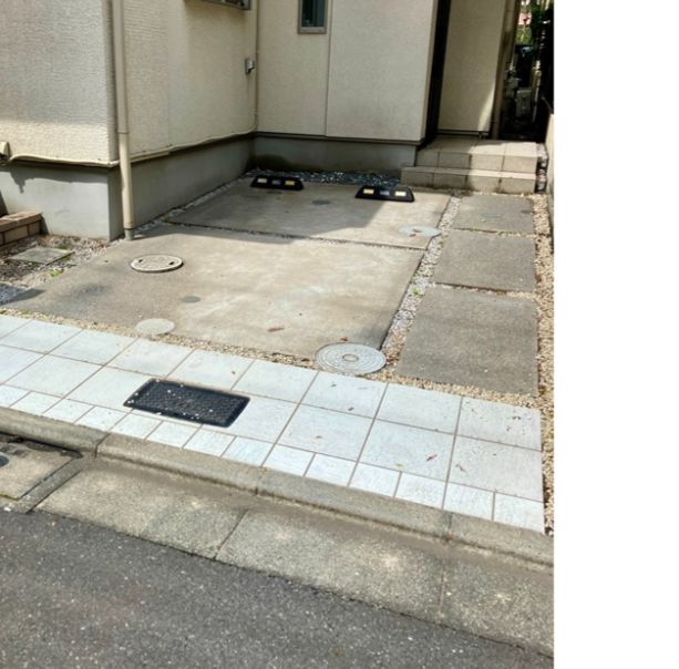 駐車場　駐車場に車を止められます