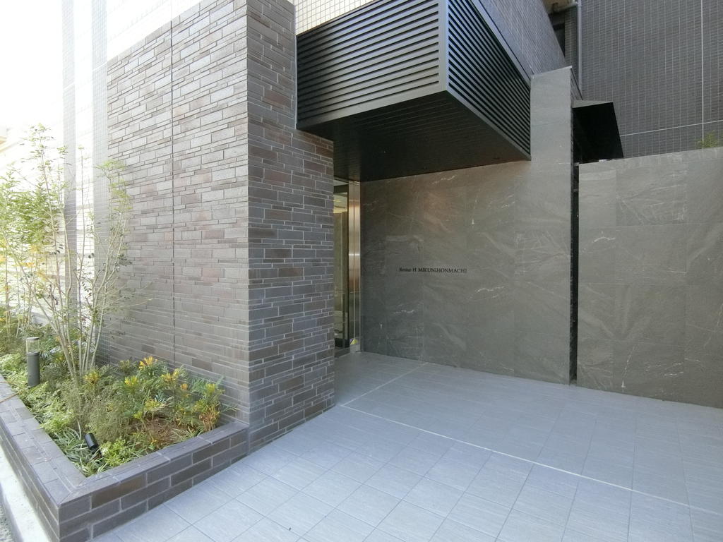 エントランス　オートロック完備です！