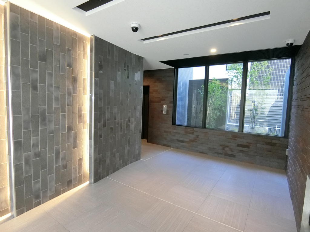 ロビー　宅配ボックス有ります♪